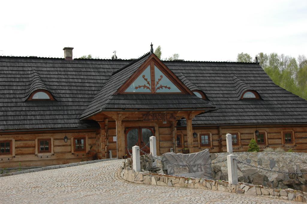 Hotel Zornica Poczesna Екстериор снимка
