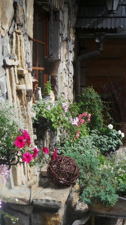 Hotel Zornica Poczesna Екстериор снимка